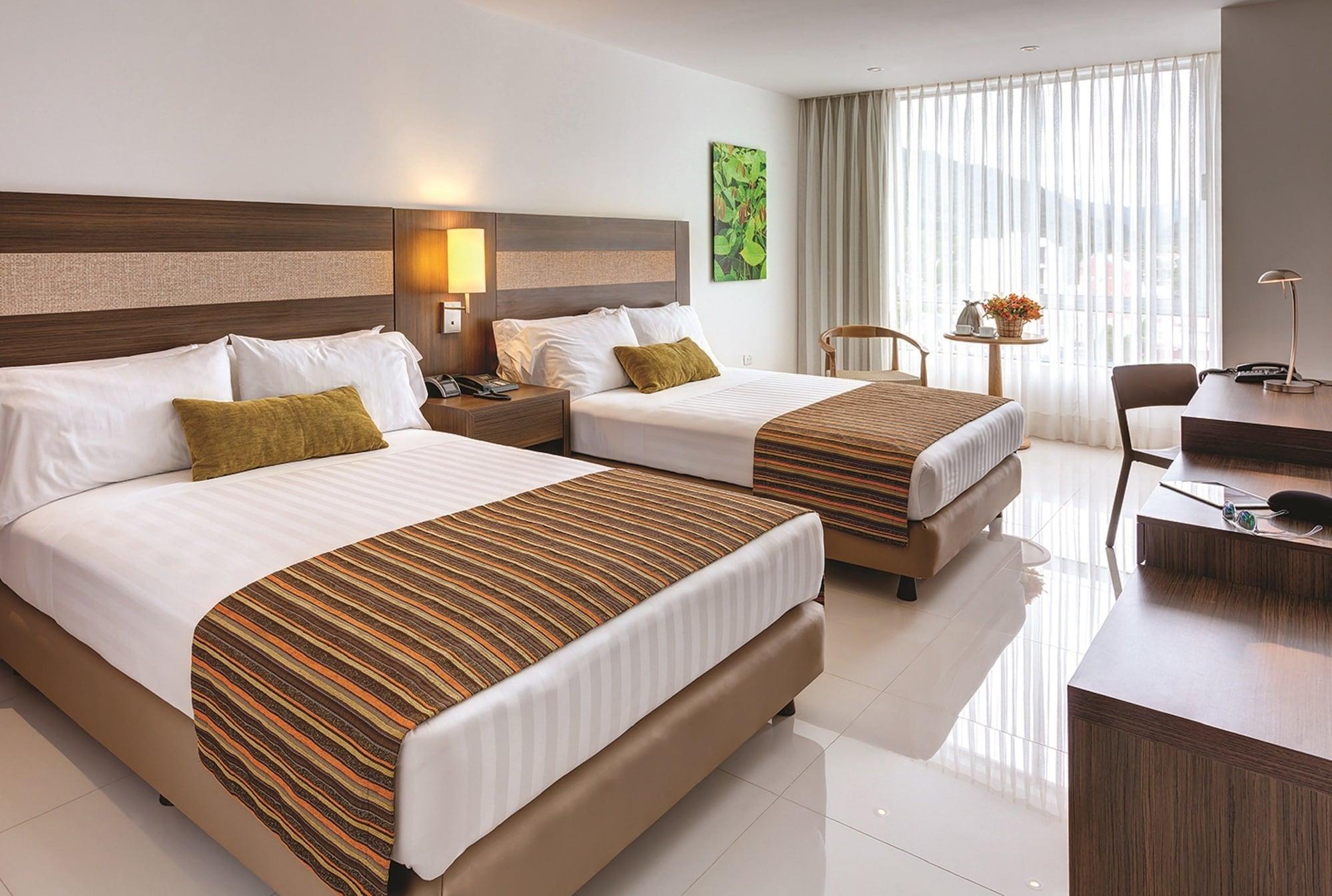 Hotel Estelar 요팔 외부 사진