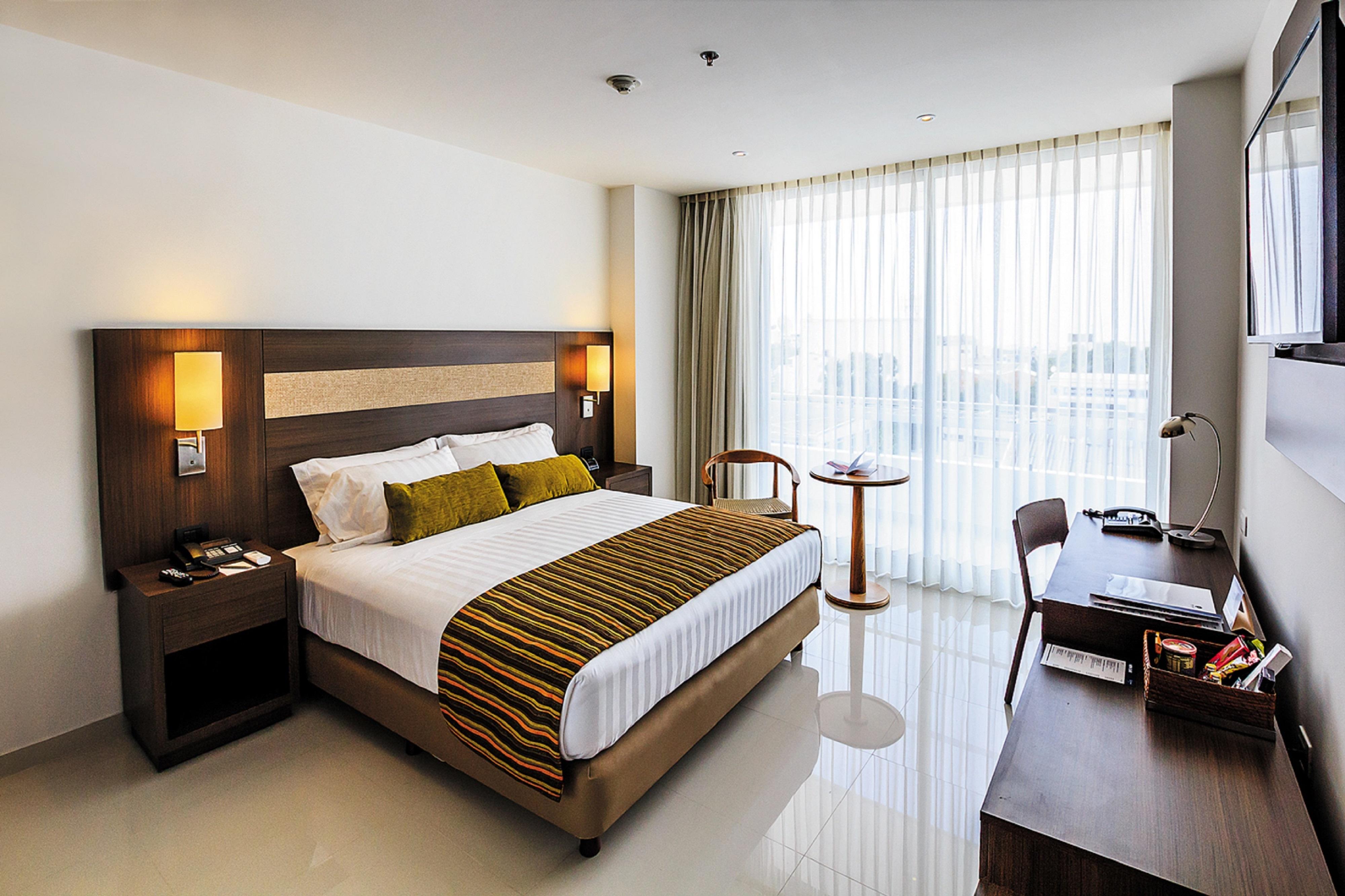 Hotel Estelar 요팔 외부 사진