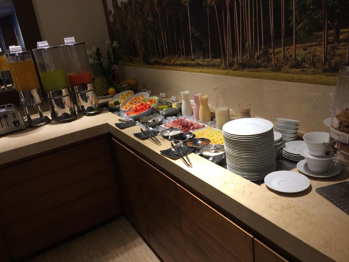 Hotel Estelar 요팔 외부 사진