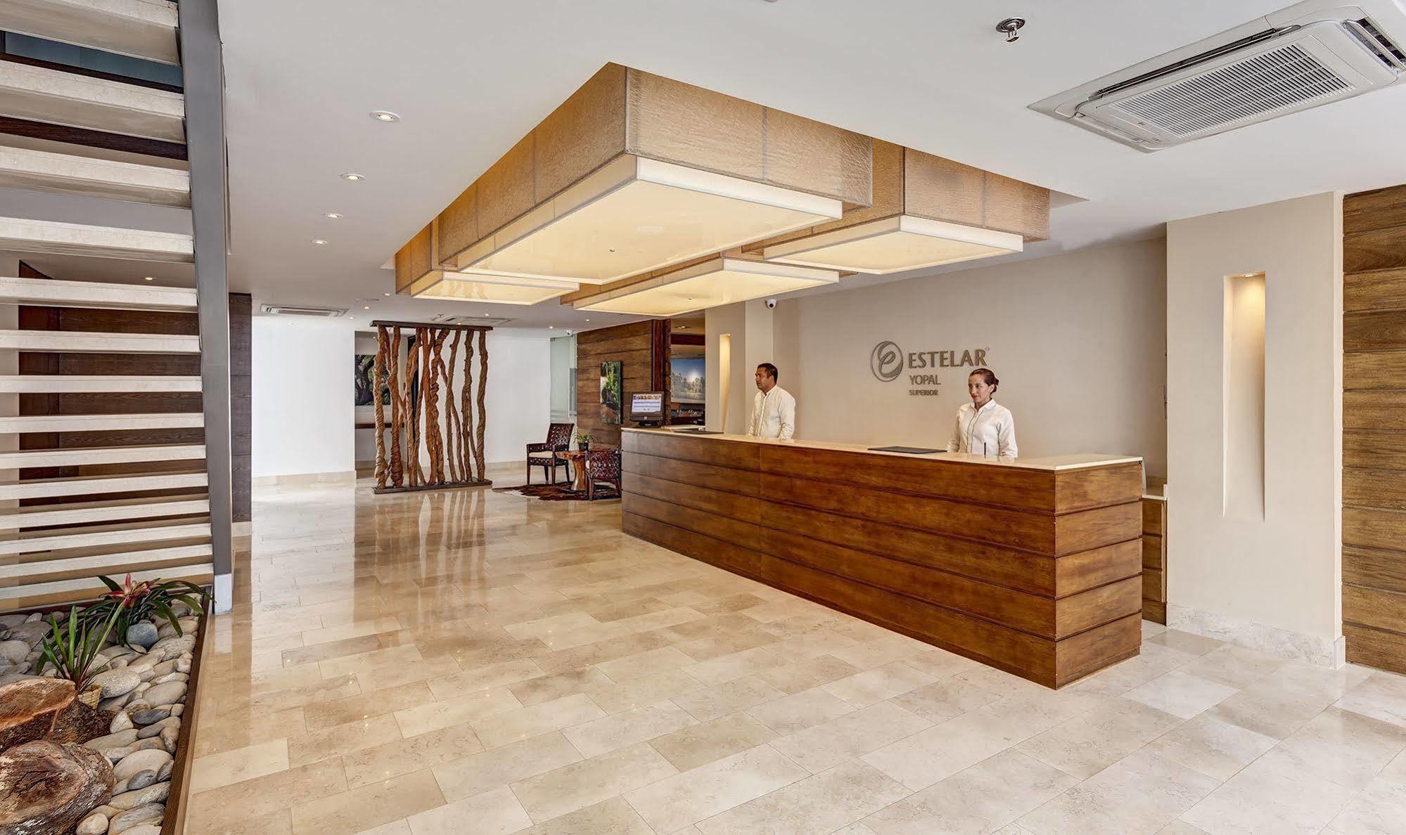 Hotel Estelar 요팔 외부 사진